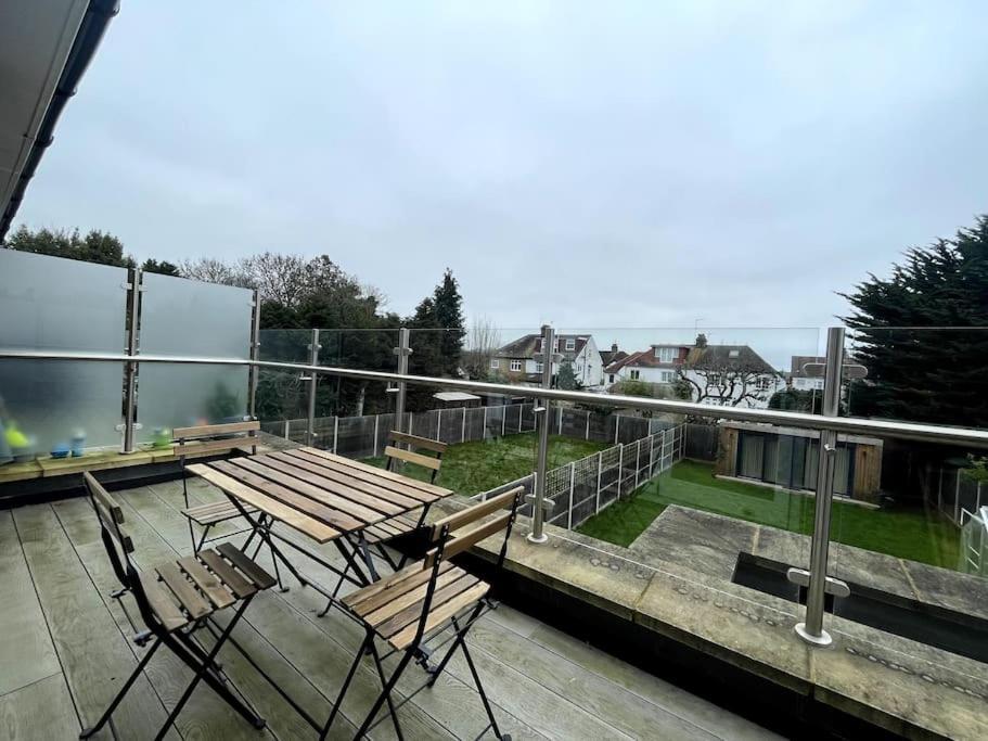 Southgate 2bed Londra