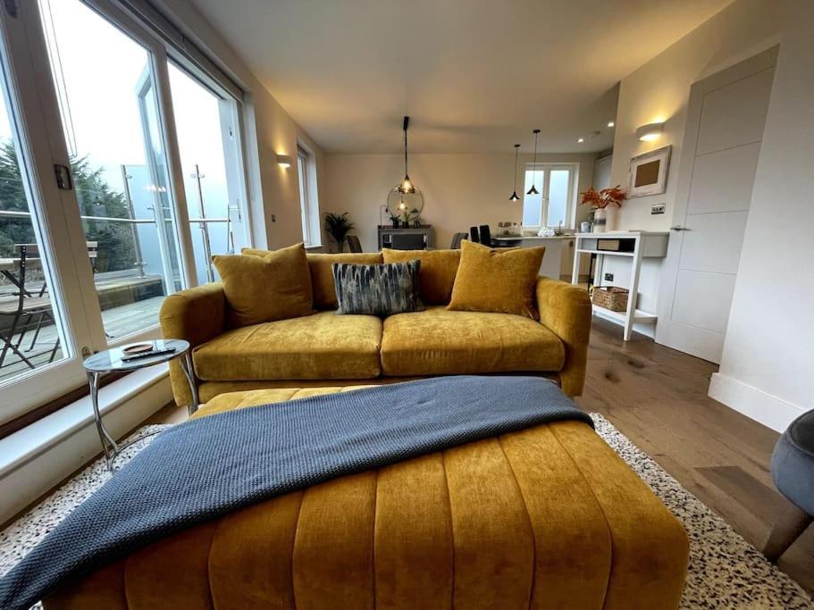 Southgate 2bed *